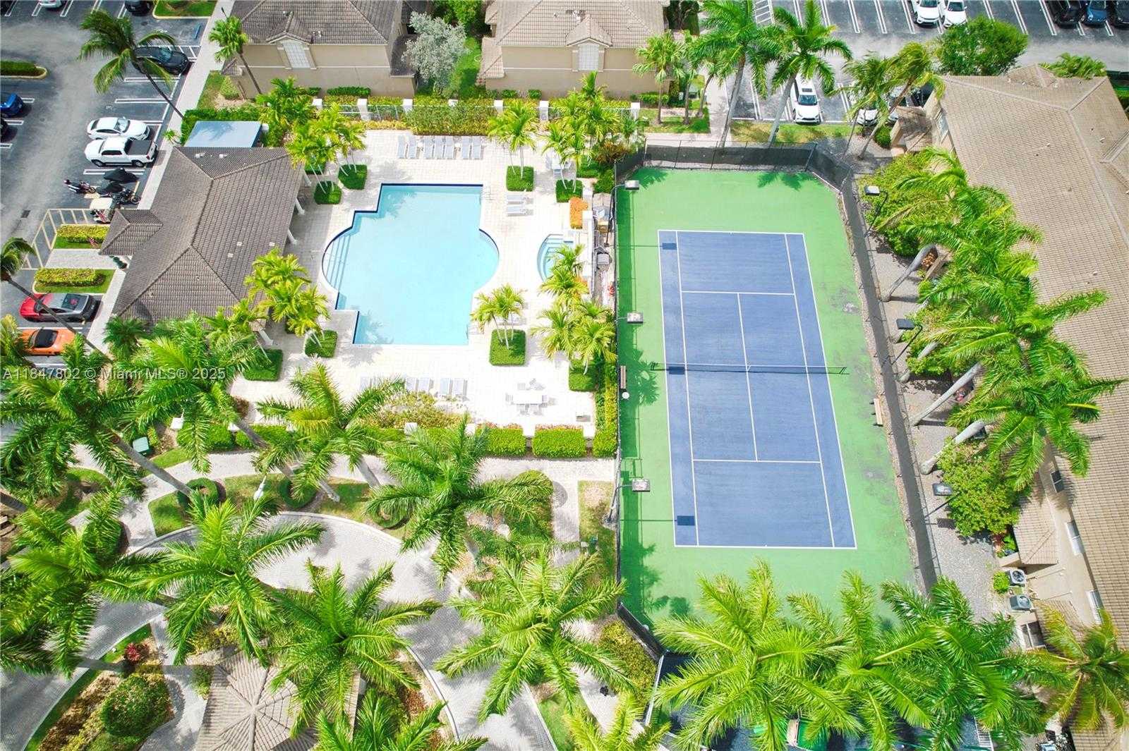 Small Image of 5630 NORTH WEST 114TH PATH #210, Doral Number 32
