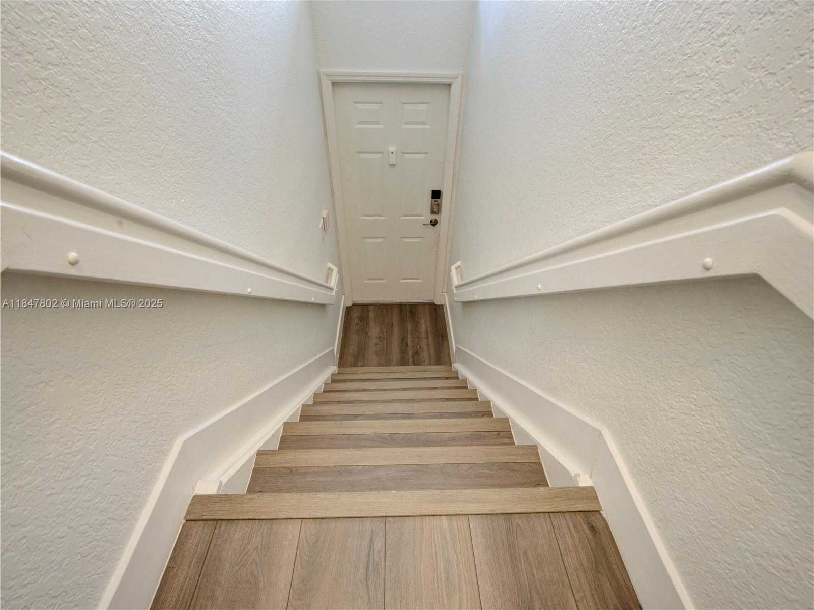 Small Image of 5630 NORTH WEST 114TH PATH #210, Doral Number 6