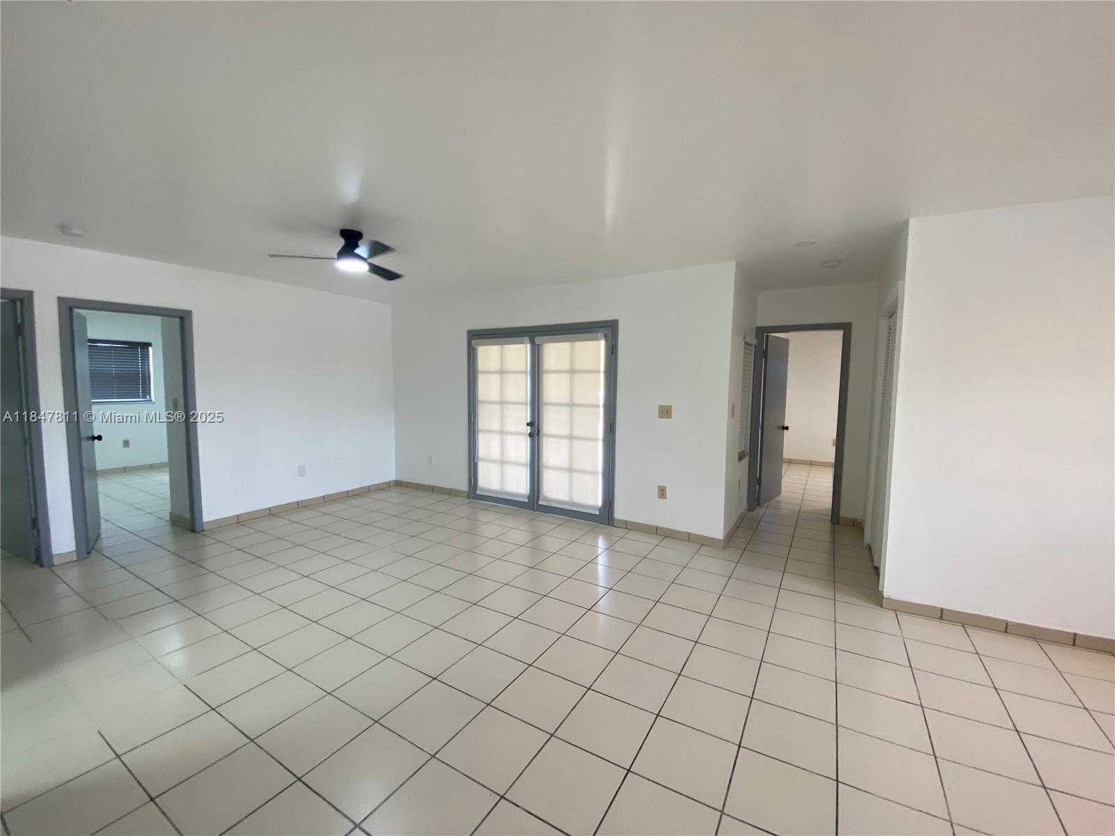 Small Image of 14 EAST LEJEUNE, Hialeah Number 4