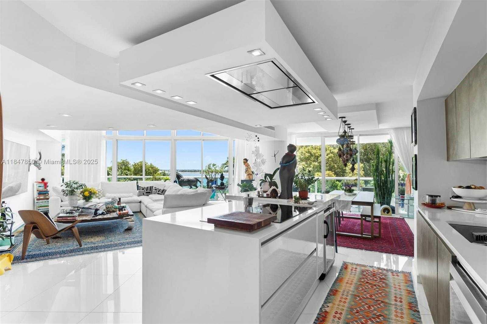 Small Image of 2127 BRICKELL AVE #503, Miami Number 10