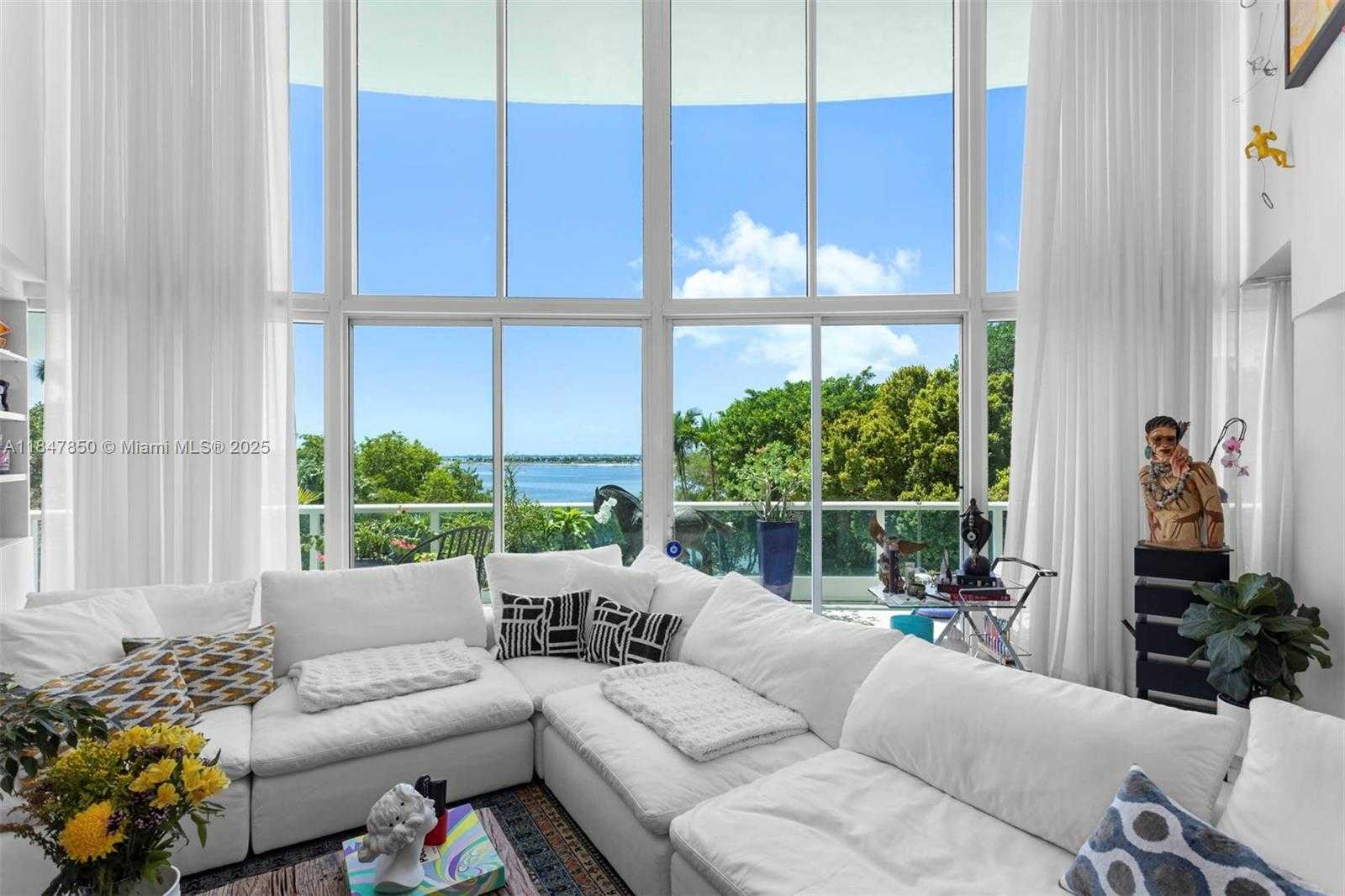 Small Image of 2127 BRICKELL AVE #503, Miami Number 5