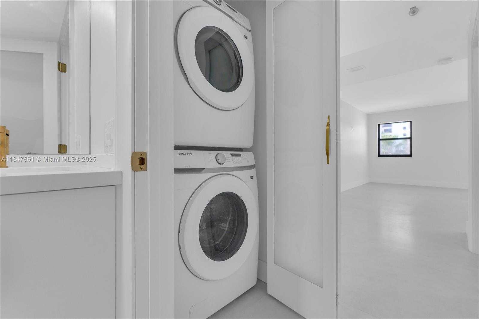 Small Image of 1201 SOUTH OCEAN DR #507S, Hollywood Number 21