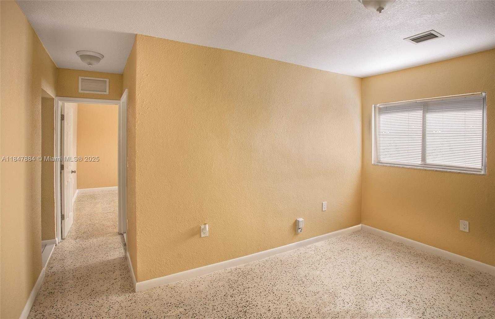 Small Image of 8846 SOUTH WEST 25TH ST #8846, Miami Number 6