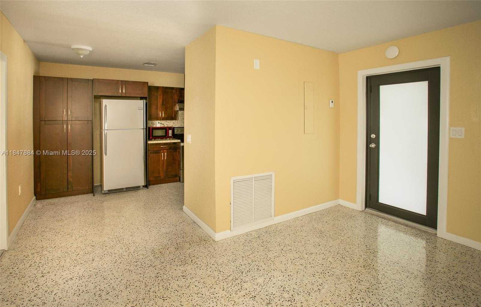 Small Image of 8846 SOUTH WEST 25TH ST #8846, Miami Number 8