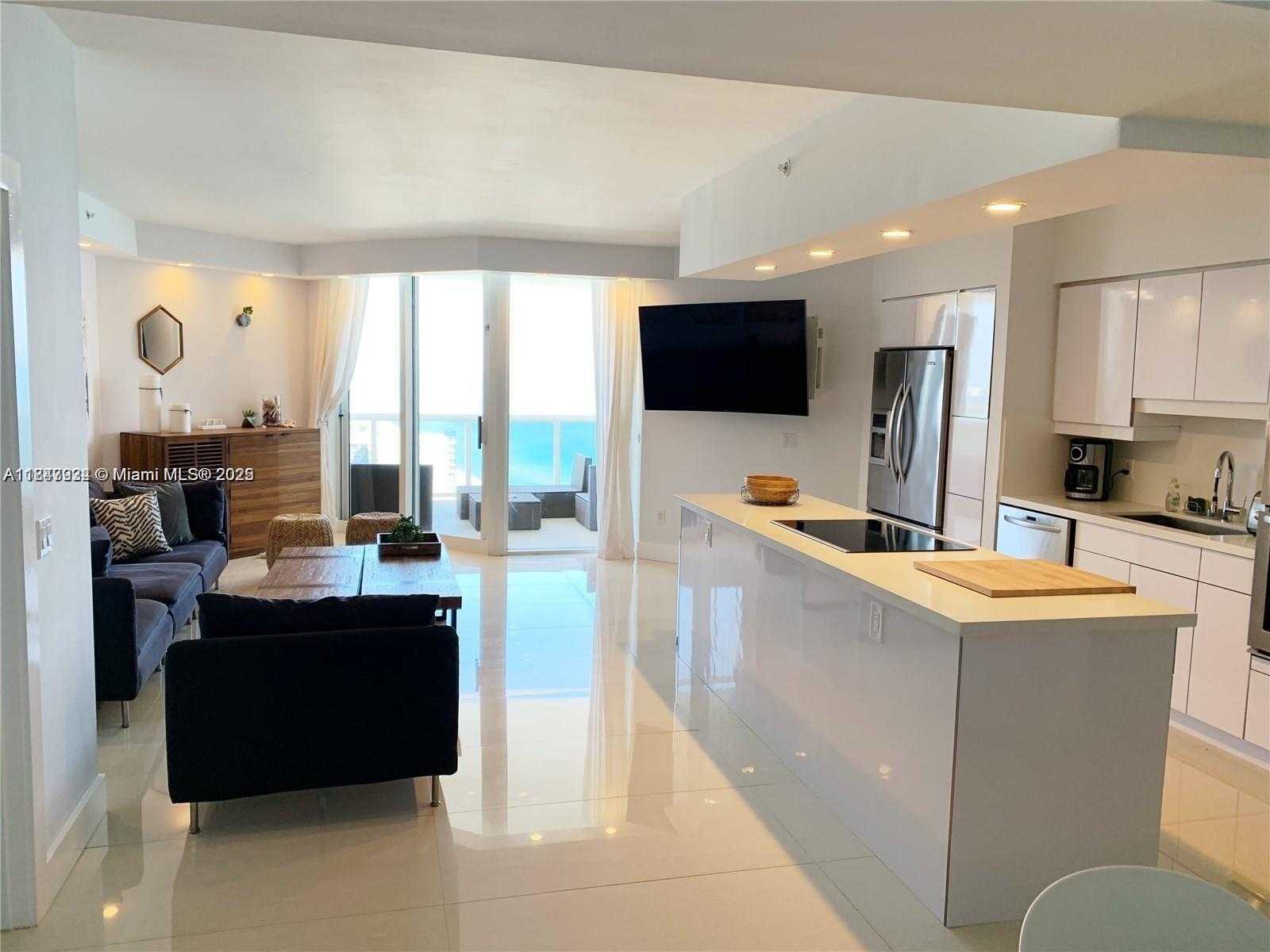 Small Image of 4779 COLLINS AVE #3708, Miami Beach Number 22