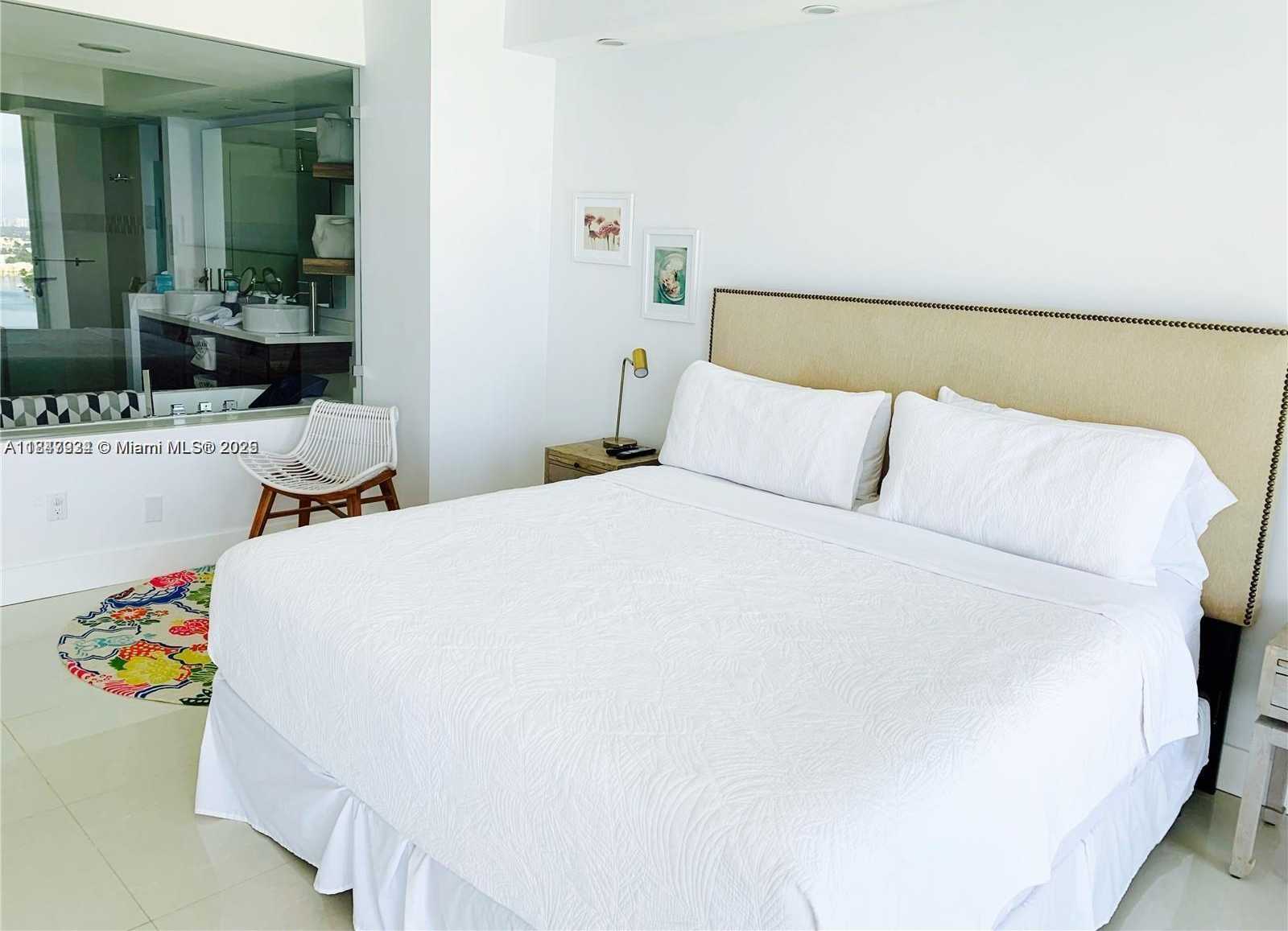 Small Image of 4779 COLLINS AVE #3708, Miami Beach Number 24
