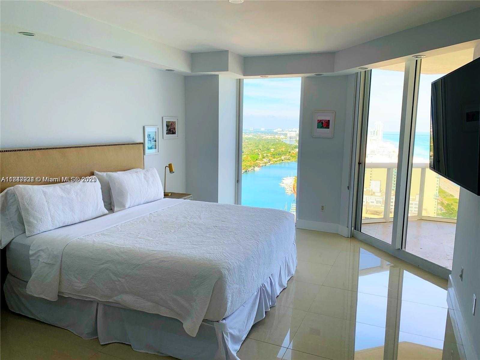 Small Image of 4779 COLLINS AVE #3708, Miami Beach Number 26