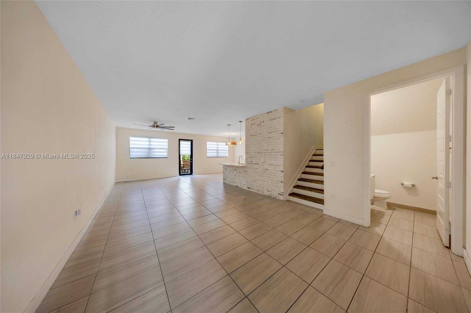 Small Image of 7868 NORTH WEST 104TH CT, Doral Number 15