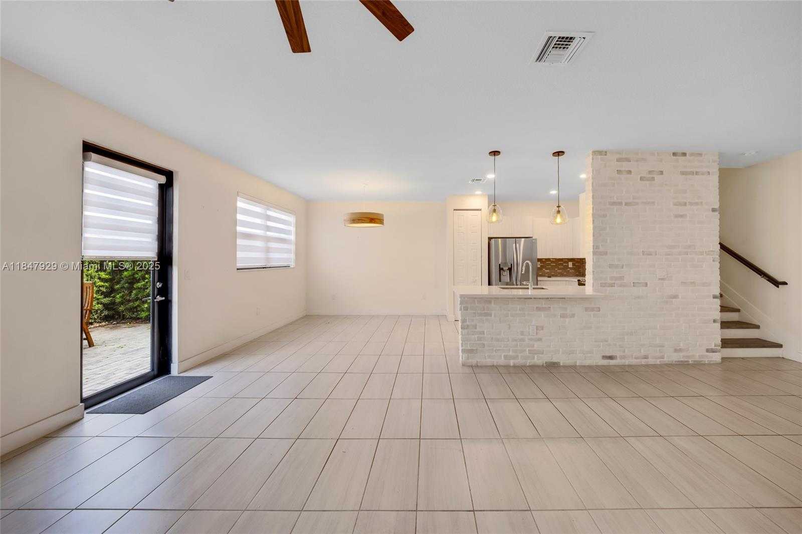 Small Image of 7868 NORTH WEST 104TH CT, Doral Number 9
