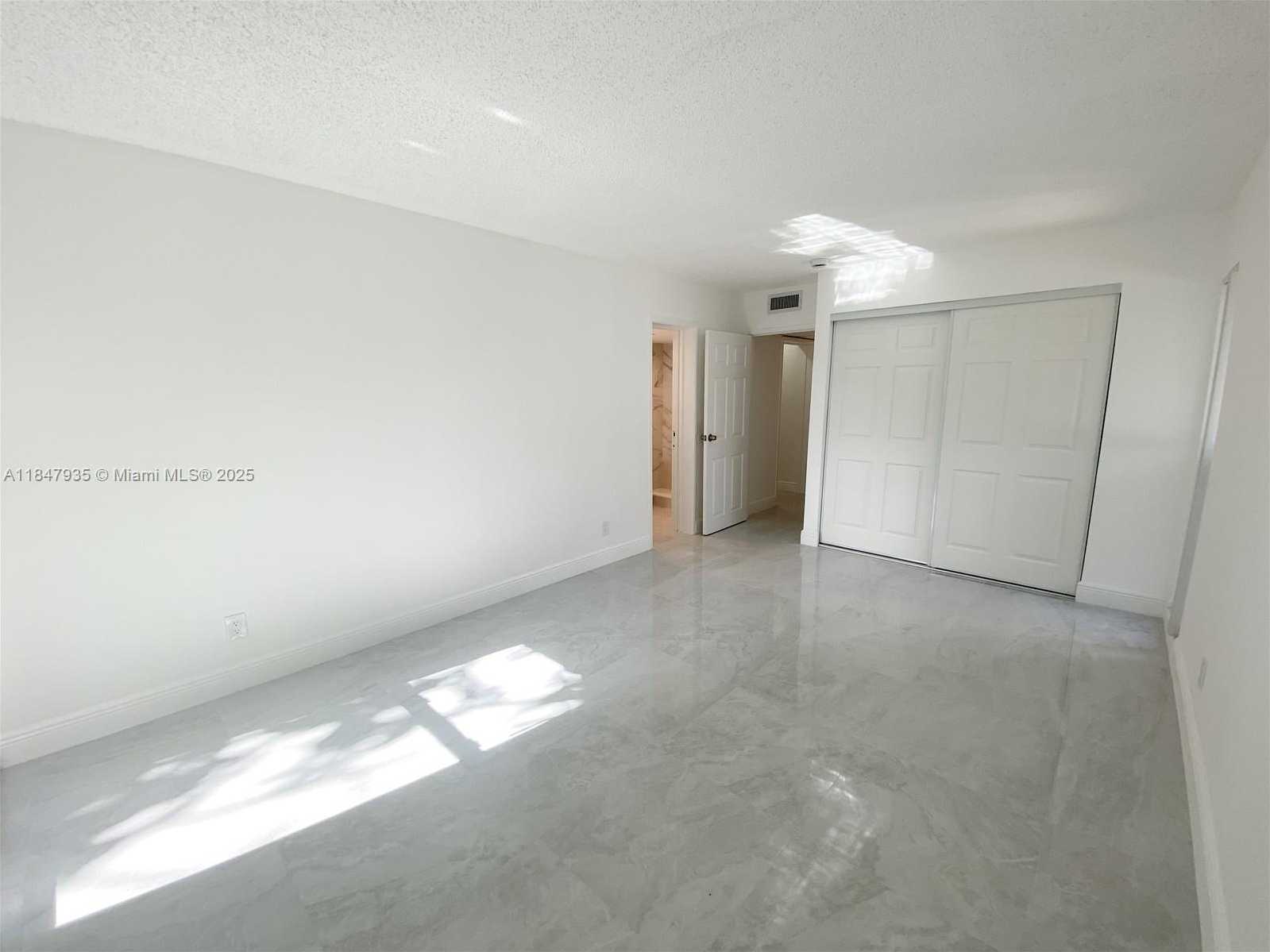 Small Image of 7805 NORTH WEST 67TH AVE #7805, Tamarac Number 23