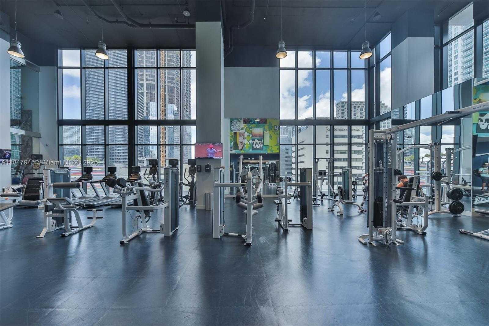 Small Image of 1010 BRICKELL AVE #3107, Miami Number 26