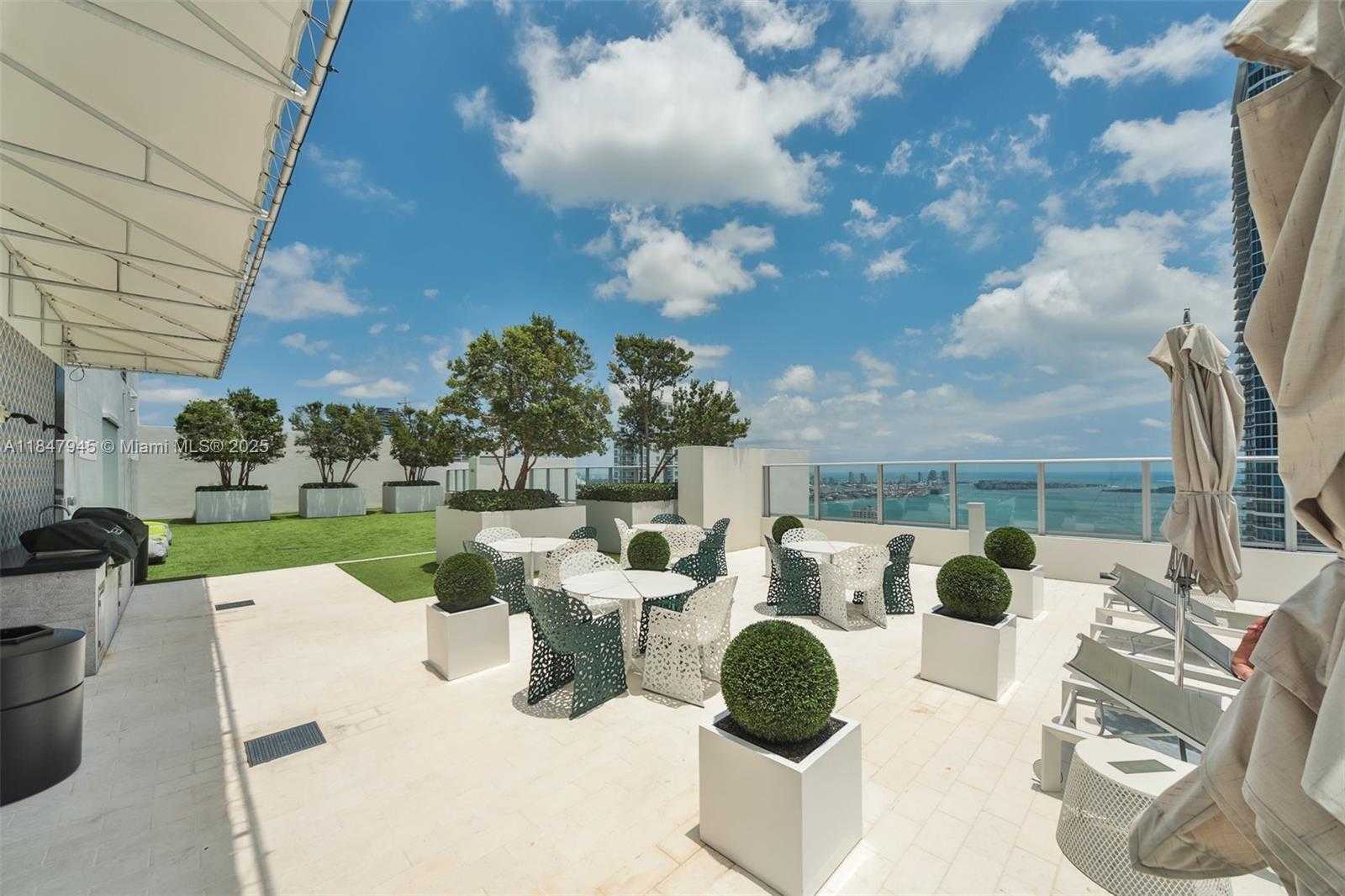 Small Image of 1010 BRICKELL AVE #3107, Miami Number 32