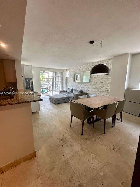 Small Image of 140 MERIDIAN AVE #315, Miami Beach Number 4
