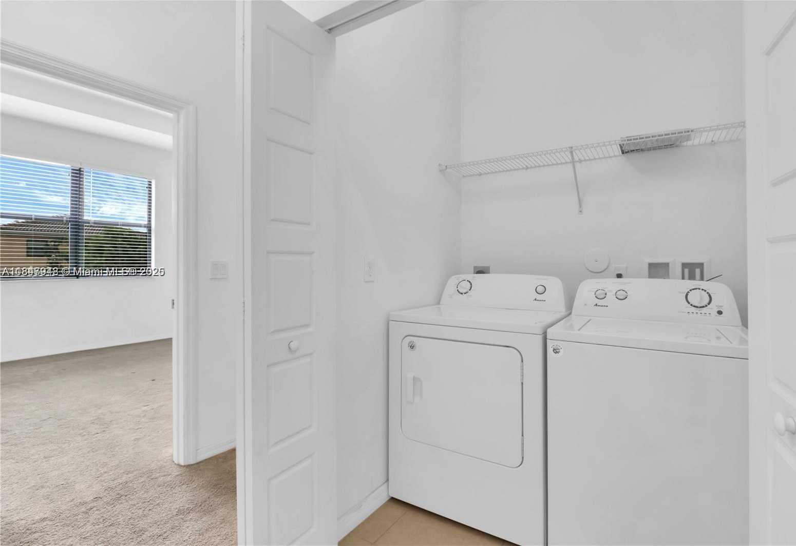 Small Image of 673 NORTH EAST 191ST ST, Miami Number 19