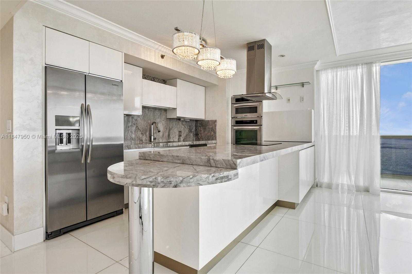 Small Image of 1830 SOUTH OCEAN DR #PH-5102, Hallandale Beach Number 10