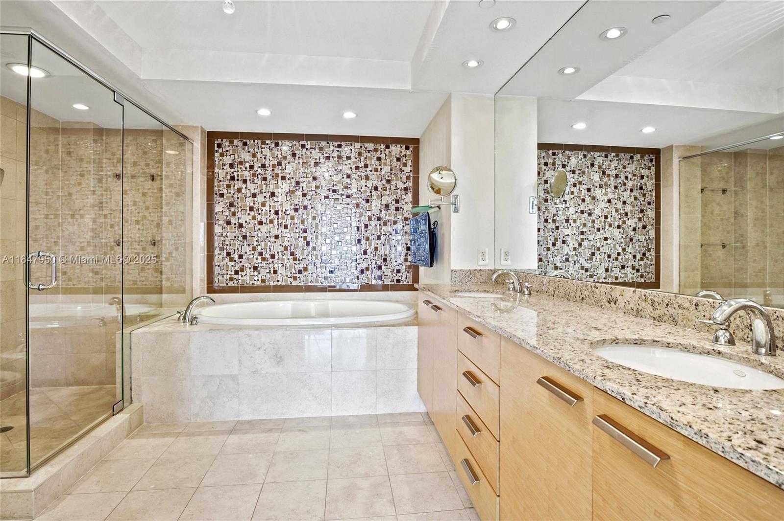 Small Image of 1830 SOUTH OCEAN DR #PH-5102, Hallandale Beach Number 15