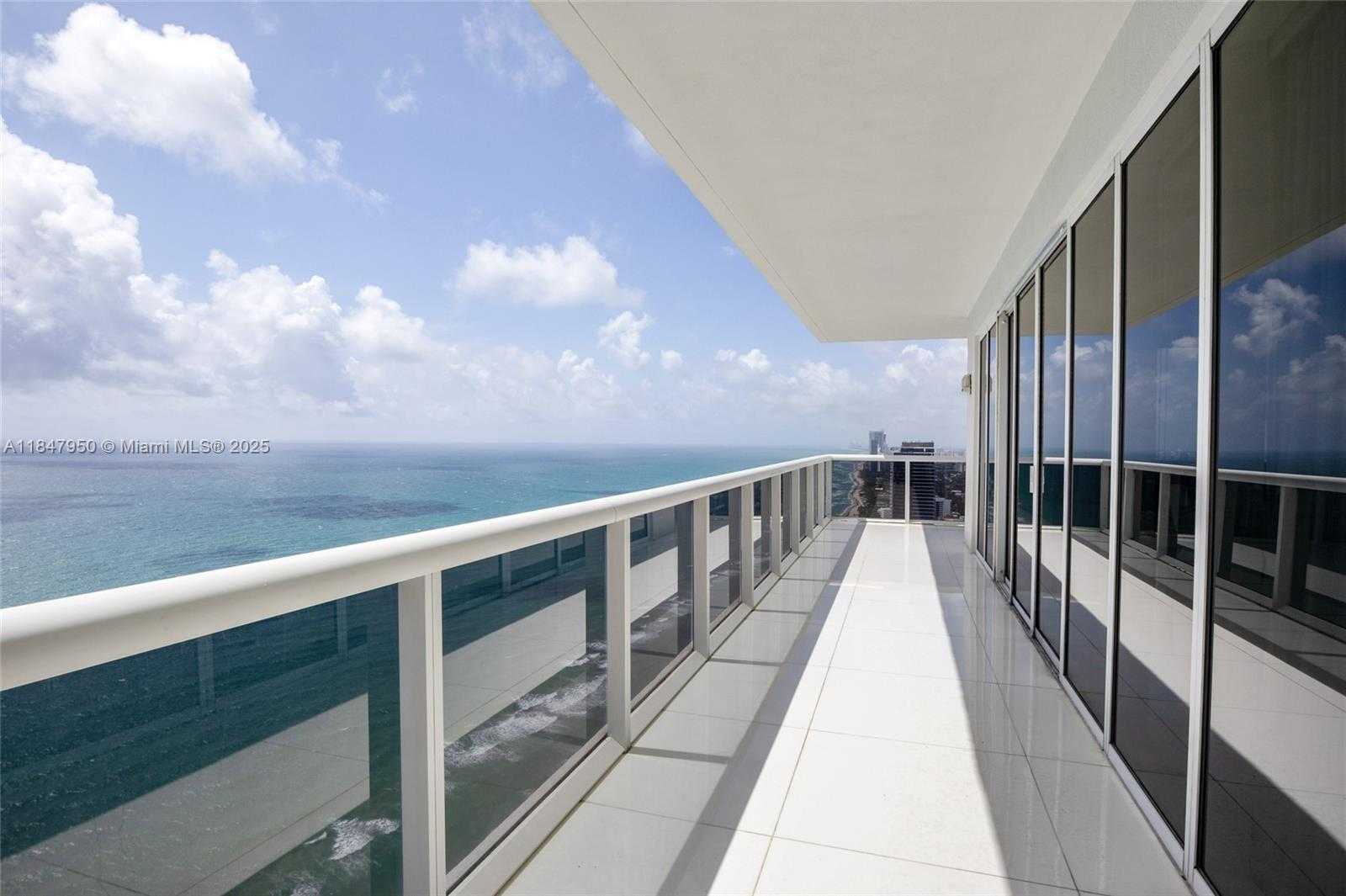 Small Image of 1830 SOUTH OCEAN DR #PH-5102, Hallandale Beach Number 23