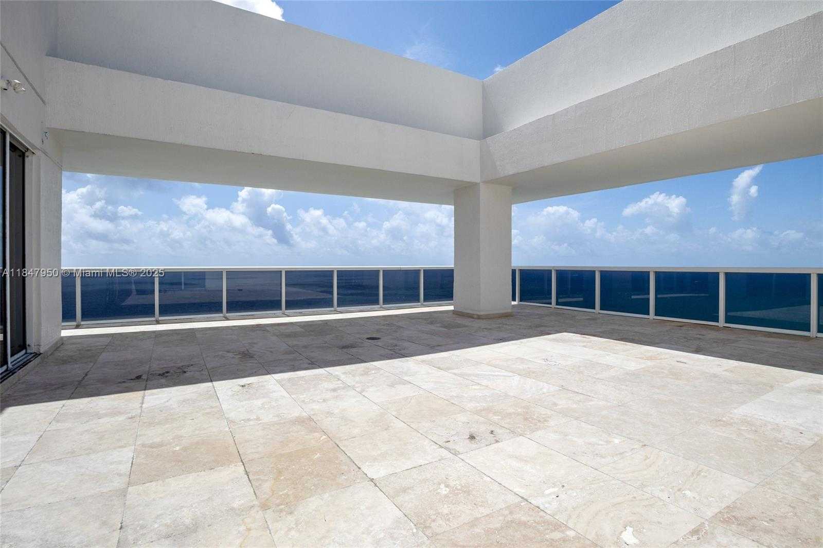 Small Image of 1830 SOUTH OCEAN DR #PH-5102, Hallandale Beach Number 35