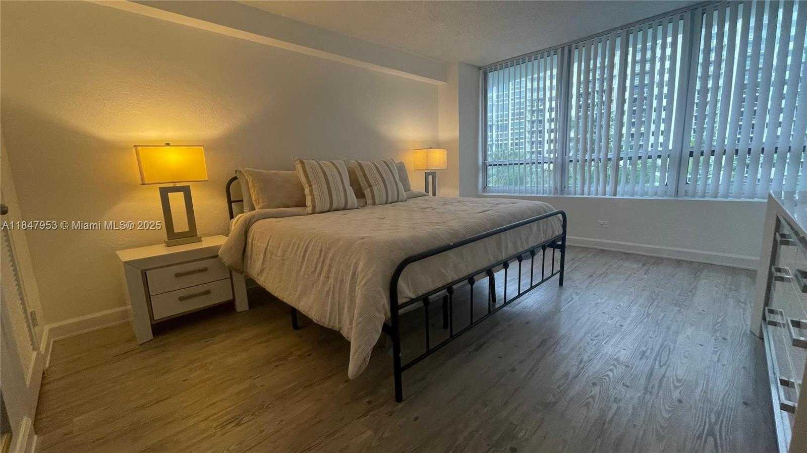 Small Image of 1500 BAY RD #454S, Miami Beach Number 7