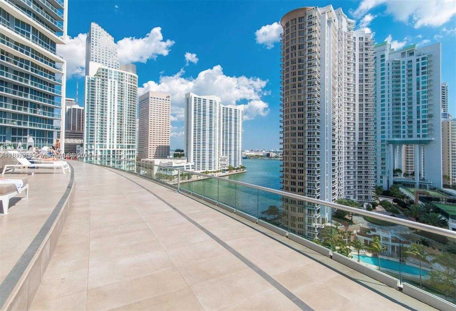 Small Image of 495 BRICKELL AVE #BAY706, Miami Number 7