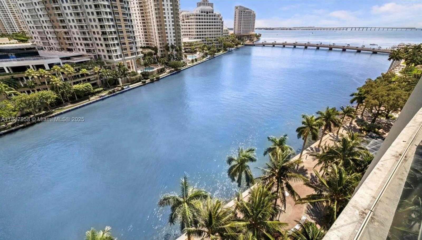 Small Image of 495 BRICKELL AVE #BAY706, Miami Number 9