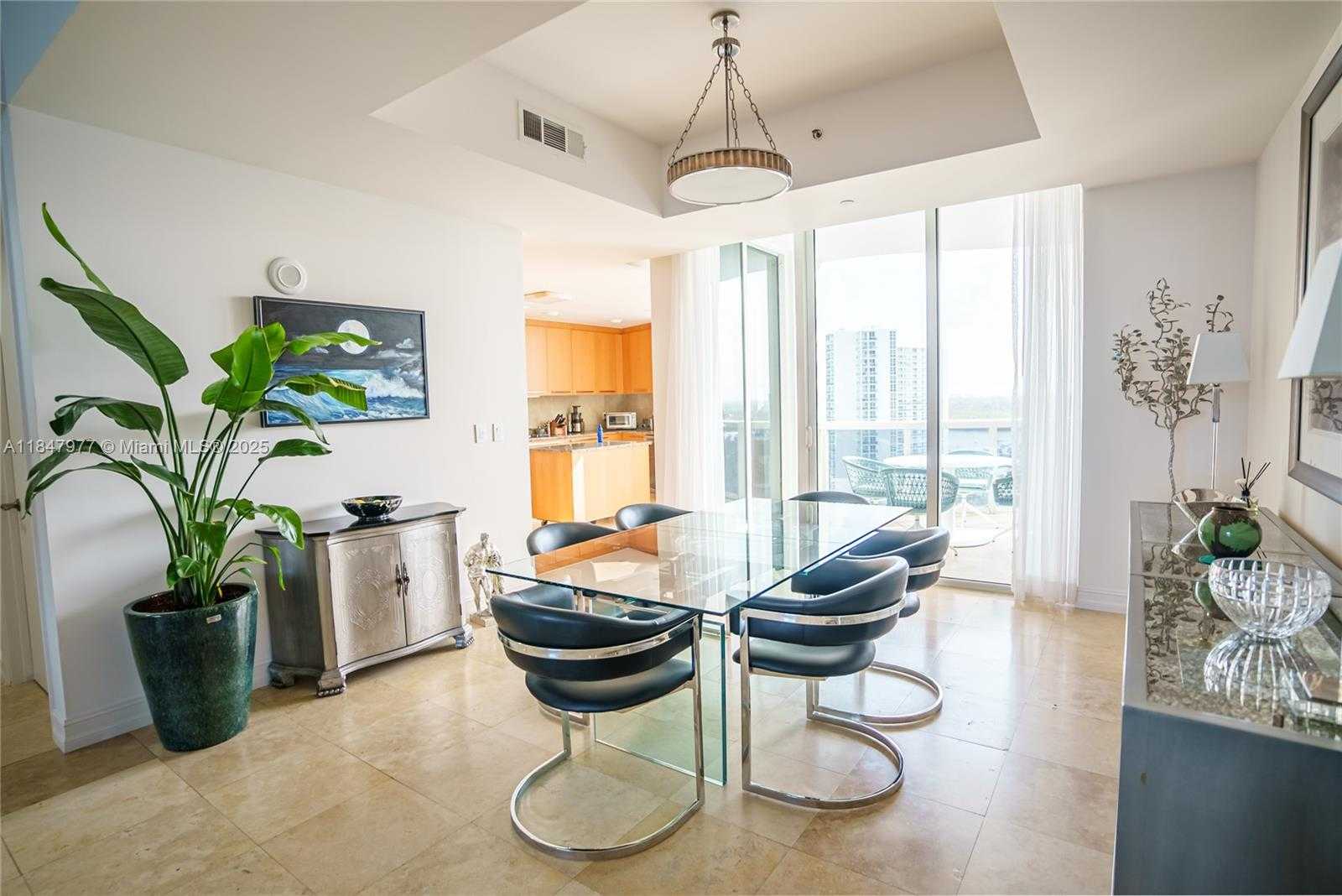 Small Image of 15901 COLLINS AVE #1104, Sunny Isles Beach Number 10