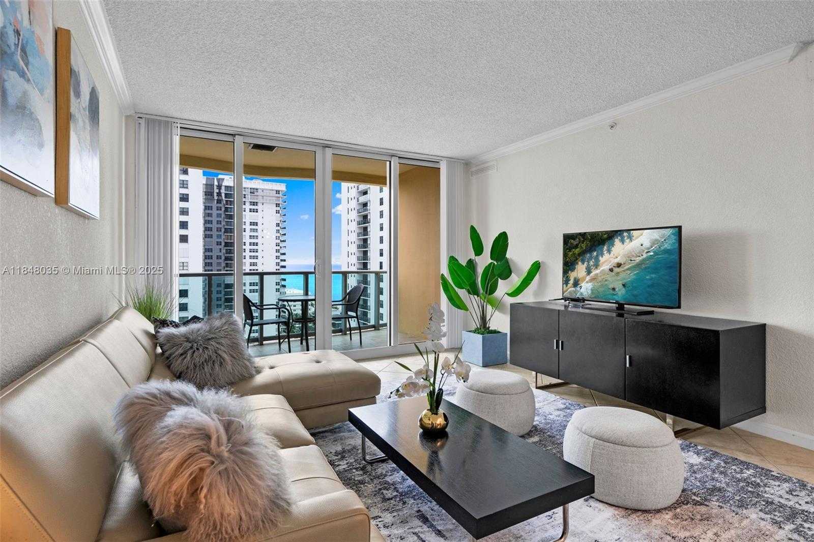 Small Image of 2501 SOUTH OCEAN DR #PH39, Hollywood Number 10