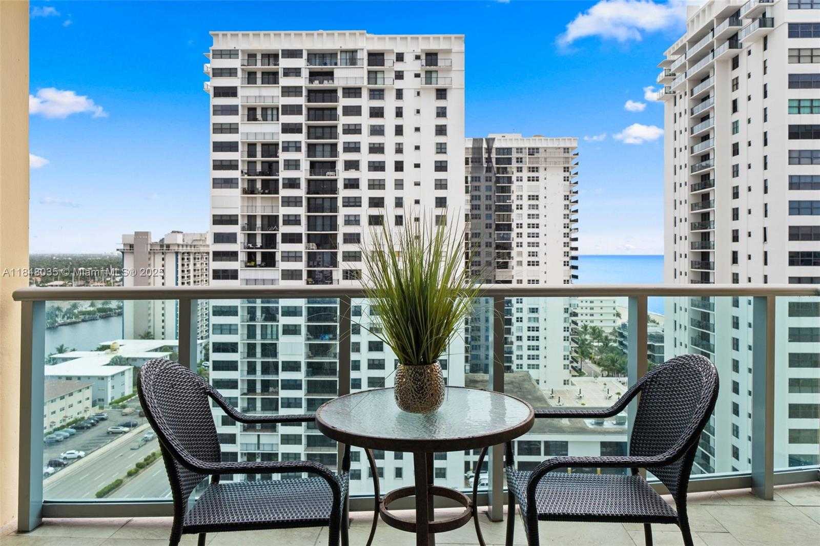 Small Image of 2501 SOUTH OCEAN DR #PH39, Hollywood Number 11