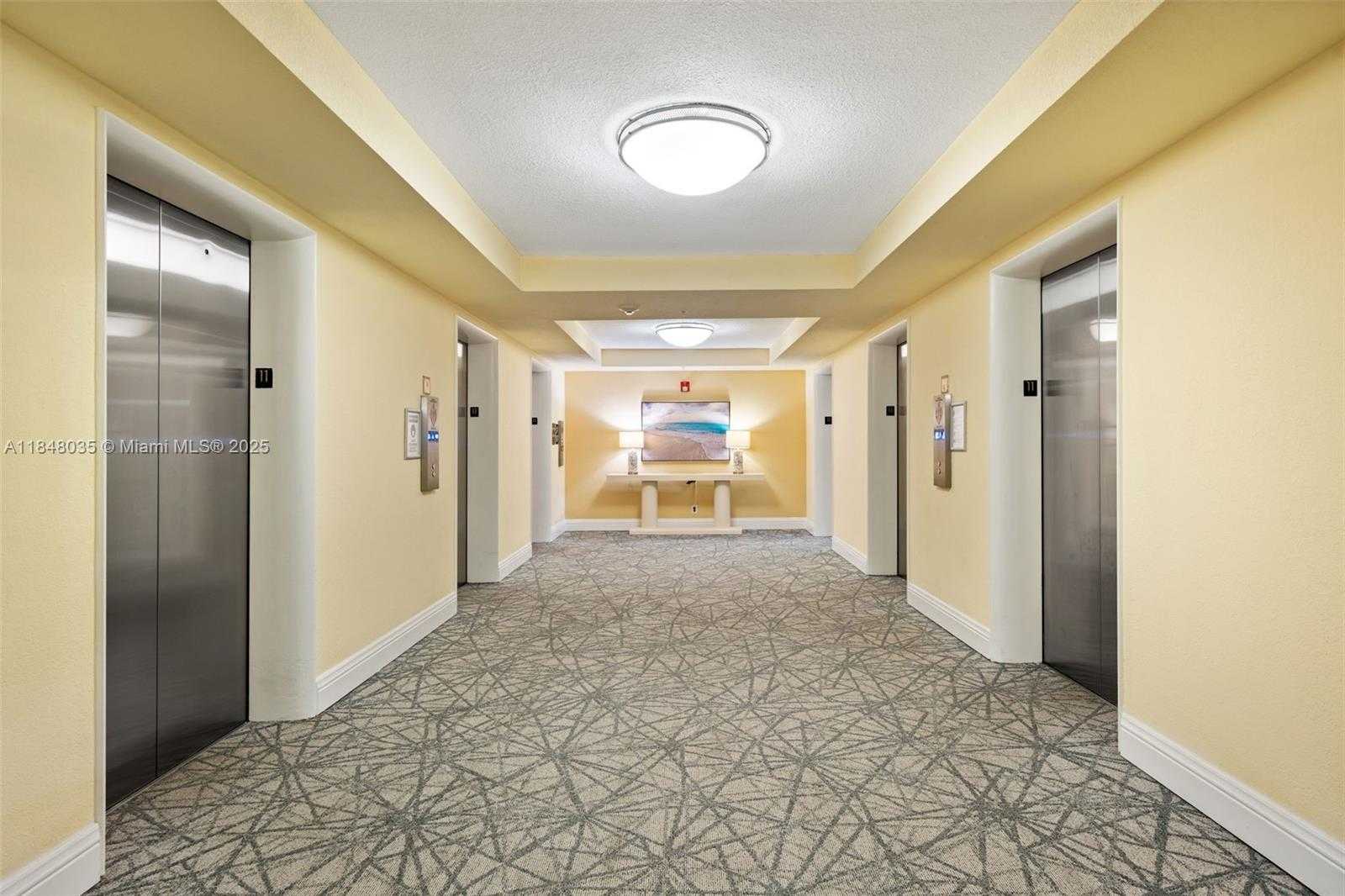 Small Image of 2501 SOUTH OCEAN DR #PH39, Hollywood Number 25