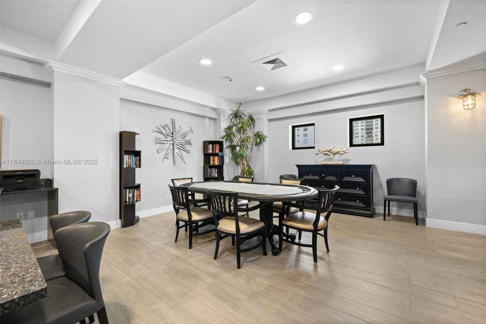 Small Image of 2501 SOUTH OCEAN DR #PH39, Hollywood Number 28