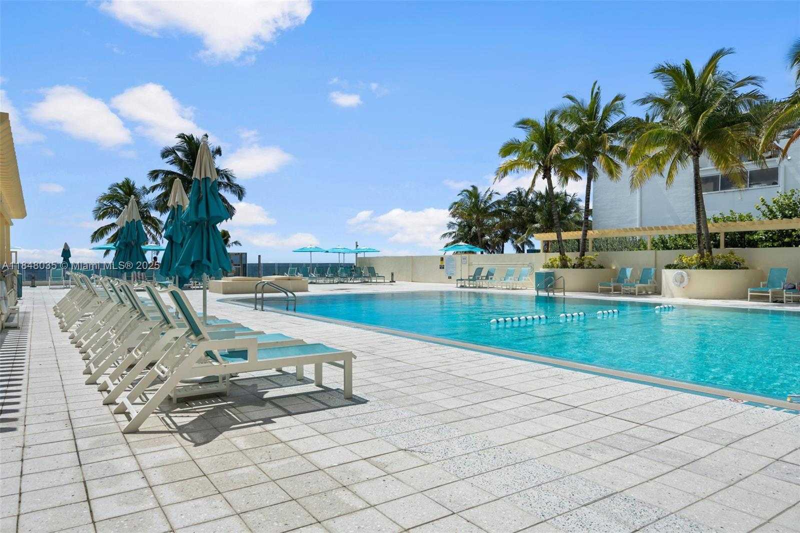 Small Image of 2501 SOUTH OCEAN DR #PH39, Hollywood Number 30