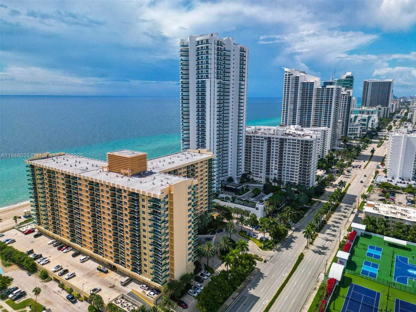 Small Image of 2501 SOUTH OCEAN DR #PH39, Hollywood Number 44