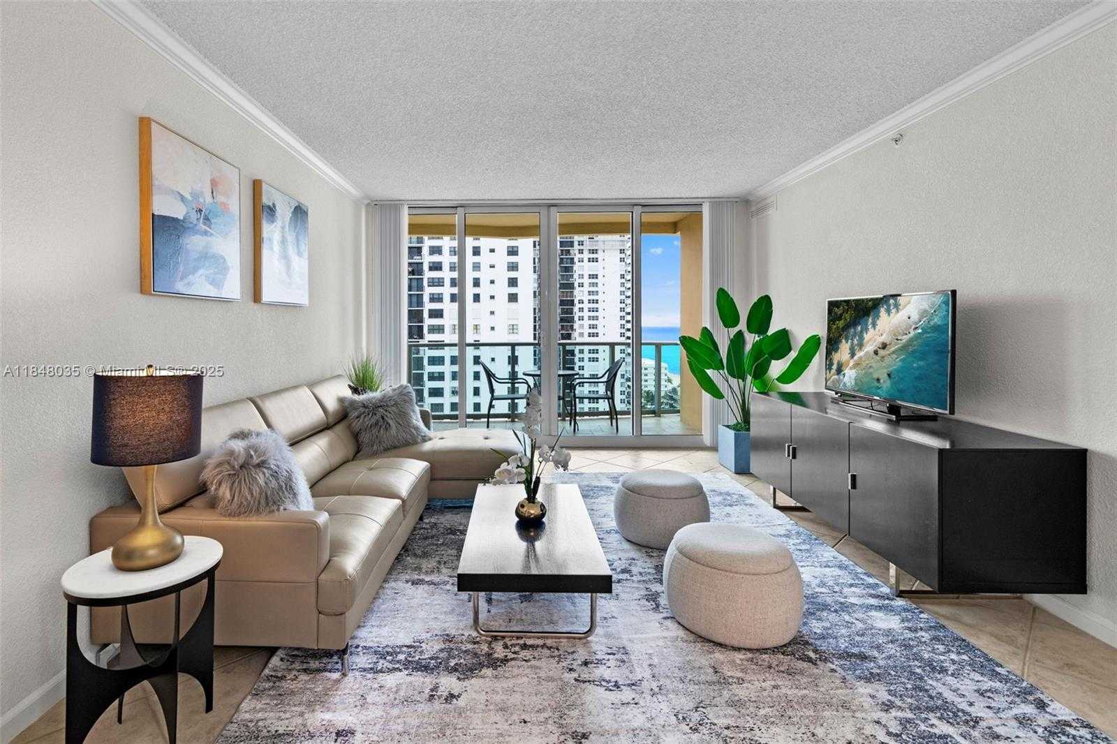 Small Image of 2501 SOUTH OCEAN DR #PH39, Hollywood Number 9