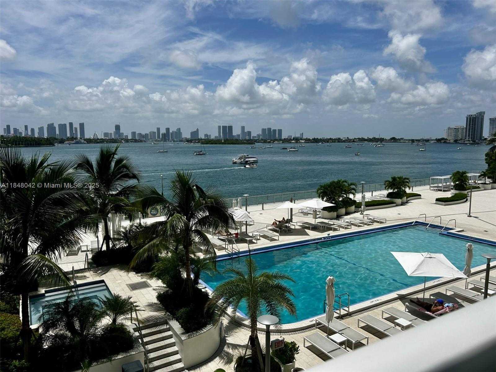 Small Image of 1000 WEST AVE #320, Miami Beach Number 9