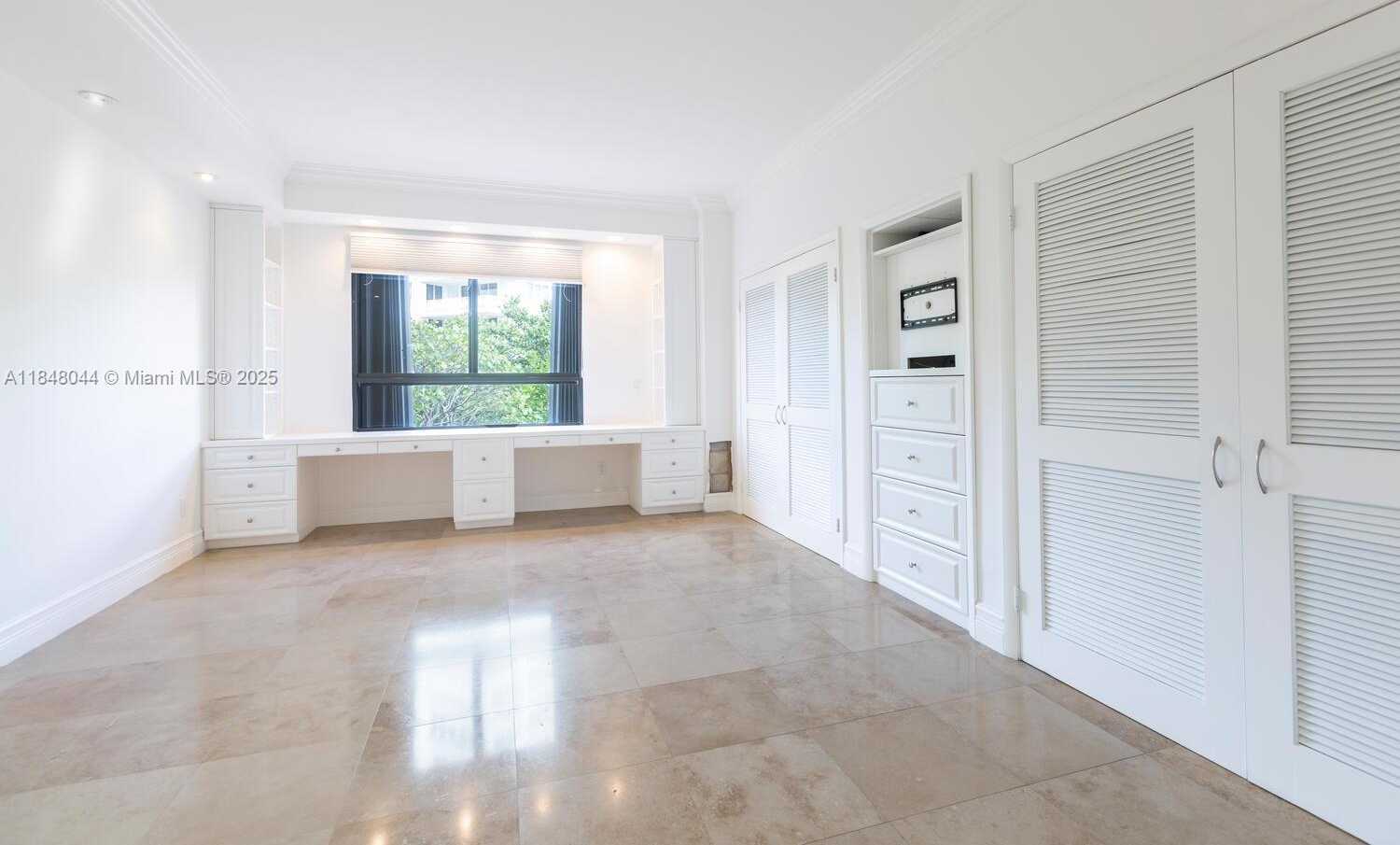 Small Image of 251 CRANDON BLVD #243, Key Biscayne Number 12