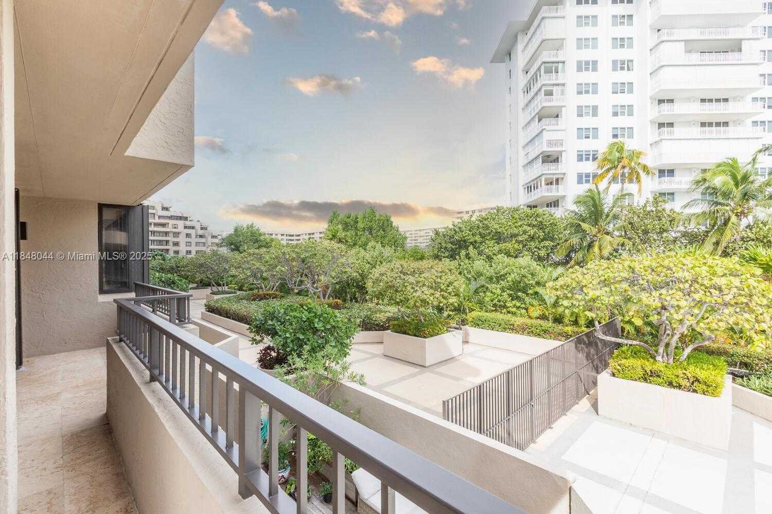Small Image of 251 CRANDON BLVD #243, Key Biscayne Number 22
