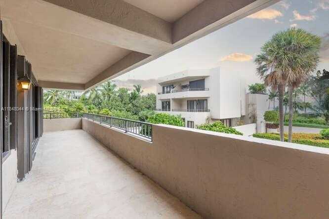 Small Image of 251 CRANDON BLVD #243, Key Biscayne Number 23