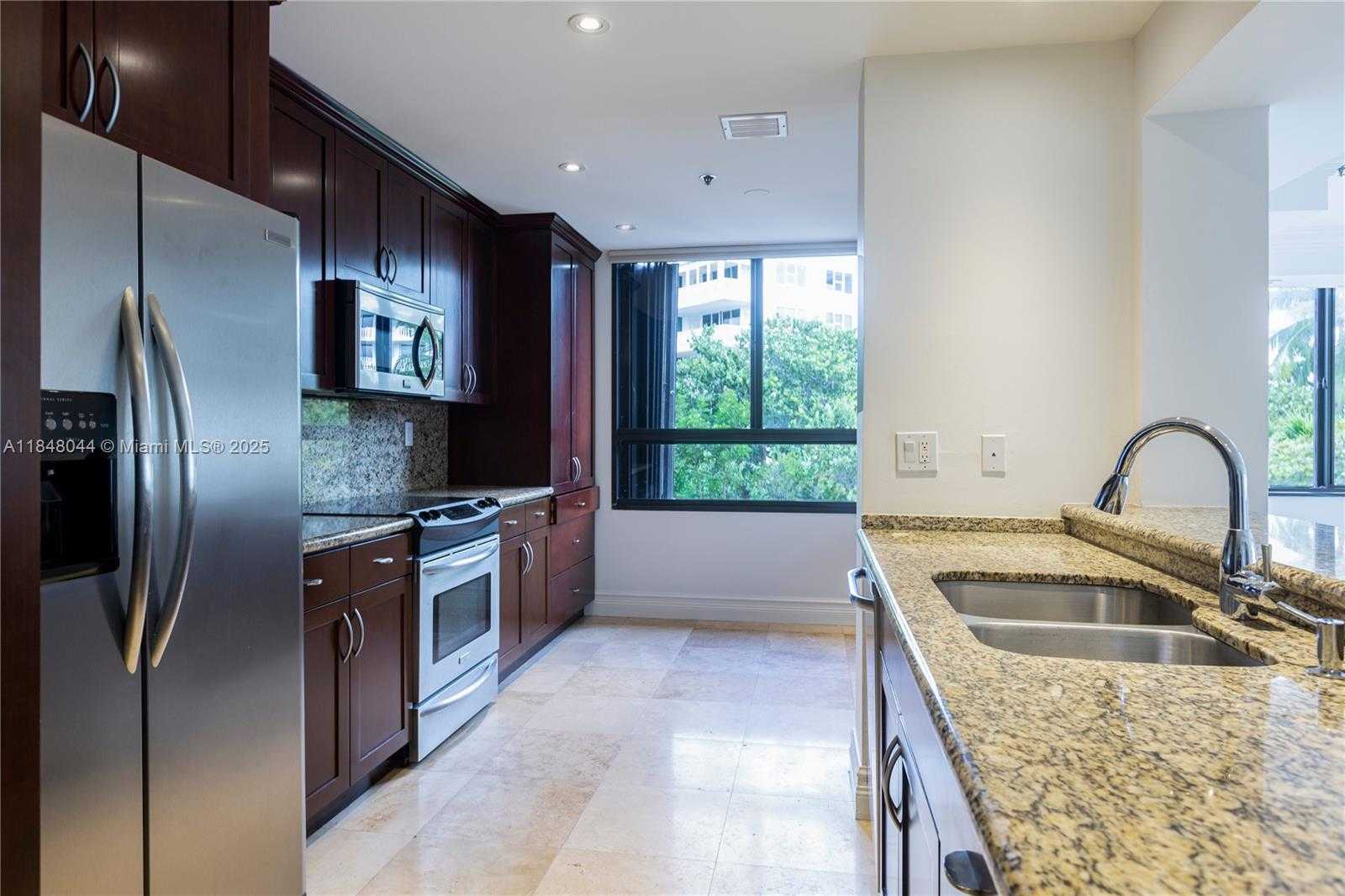 Small Image of 251 CRANDON BLVD #243, Key Biscayne Number 4
