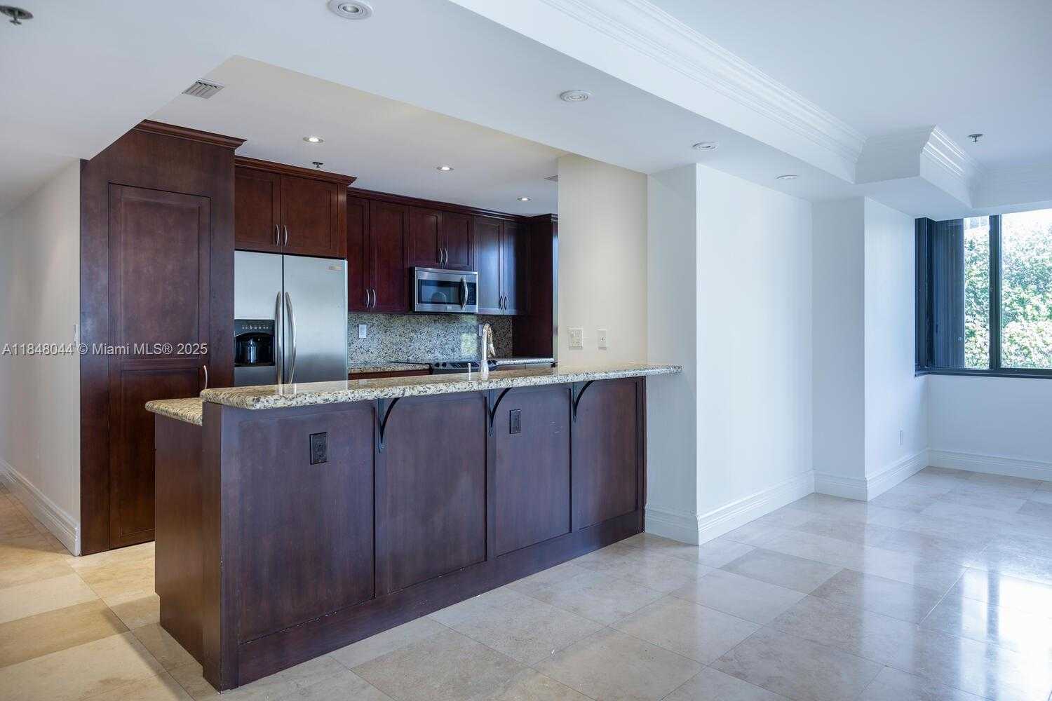 Small Image of 251 CRANDON BLVD #243, Key Biscayne Number 7