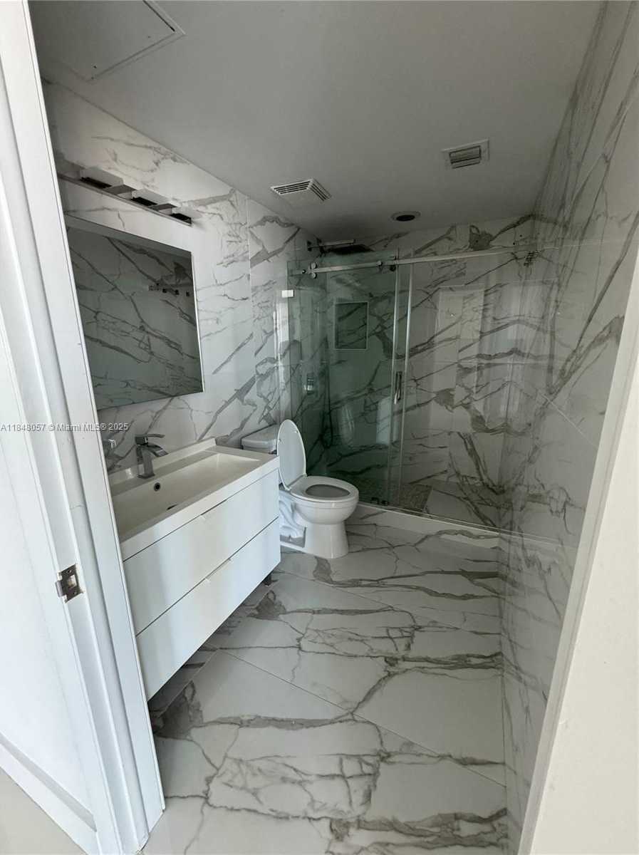 Small Image of 350 SOUTH MIAMI AVE #3007, Miami Number 14