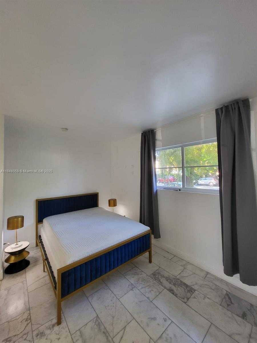 Small Image of 1008 JEFFERSON AVE #303, Miami Beach Number 10