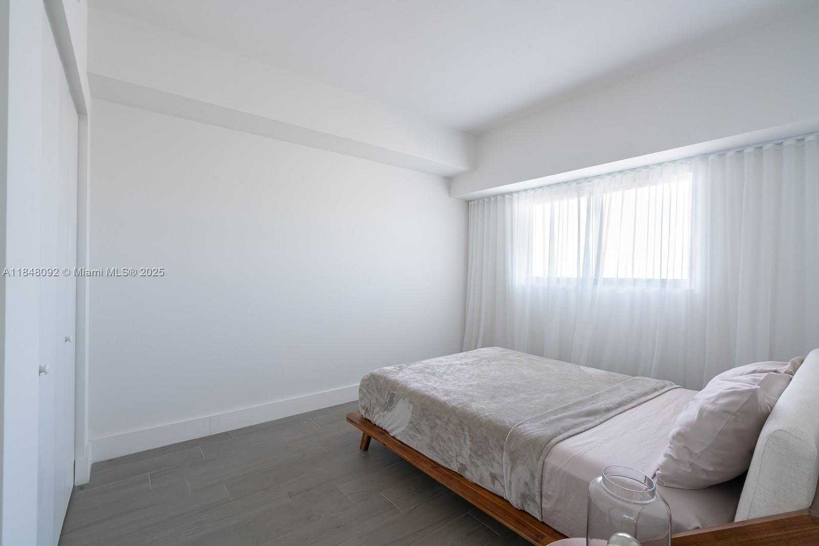 Small Image of 460 NORTH EAST 28TH ST #3506, Miami Number 9