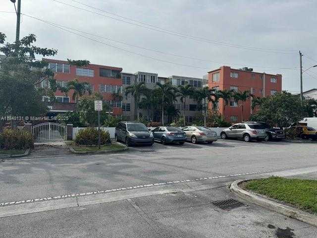 Small Image of 1850 NORTH EAST 169TH ST #308, North Miami Beach Number 3