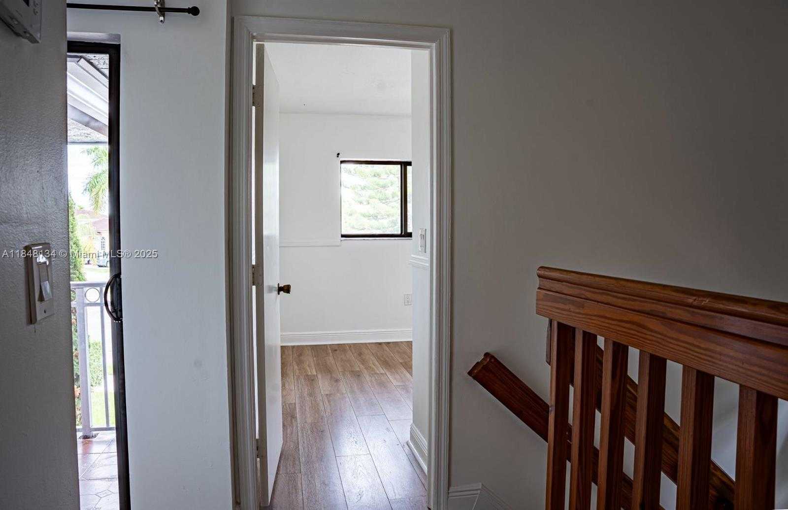 Small Image of 16710 SOUTH WEST 140TH, Miami Number 17
