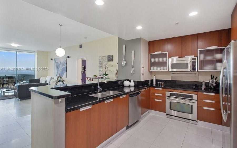 Small Image of 7901 HISPANOLA AVE #607, North Bay Village Number 8