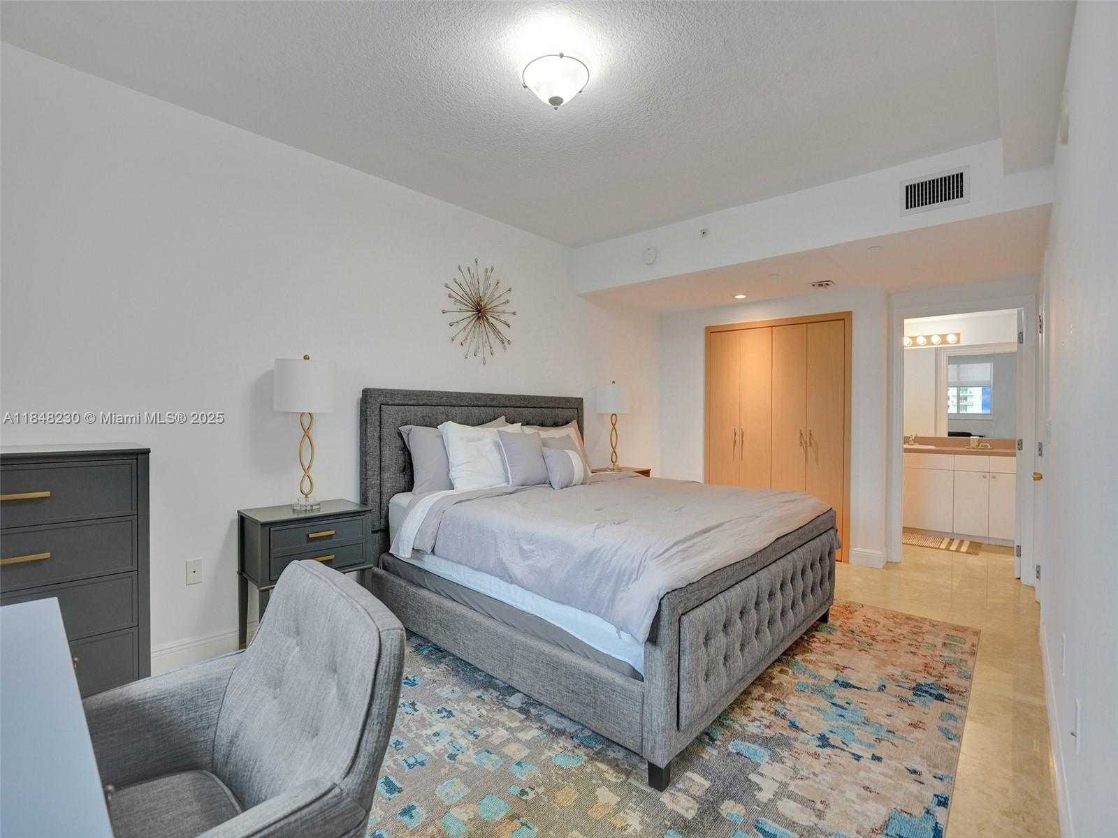 Small Image of 1250 SOUTH MIAMI AVE #1201, Miami Number 17
