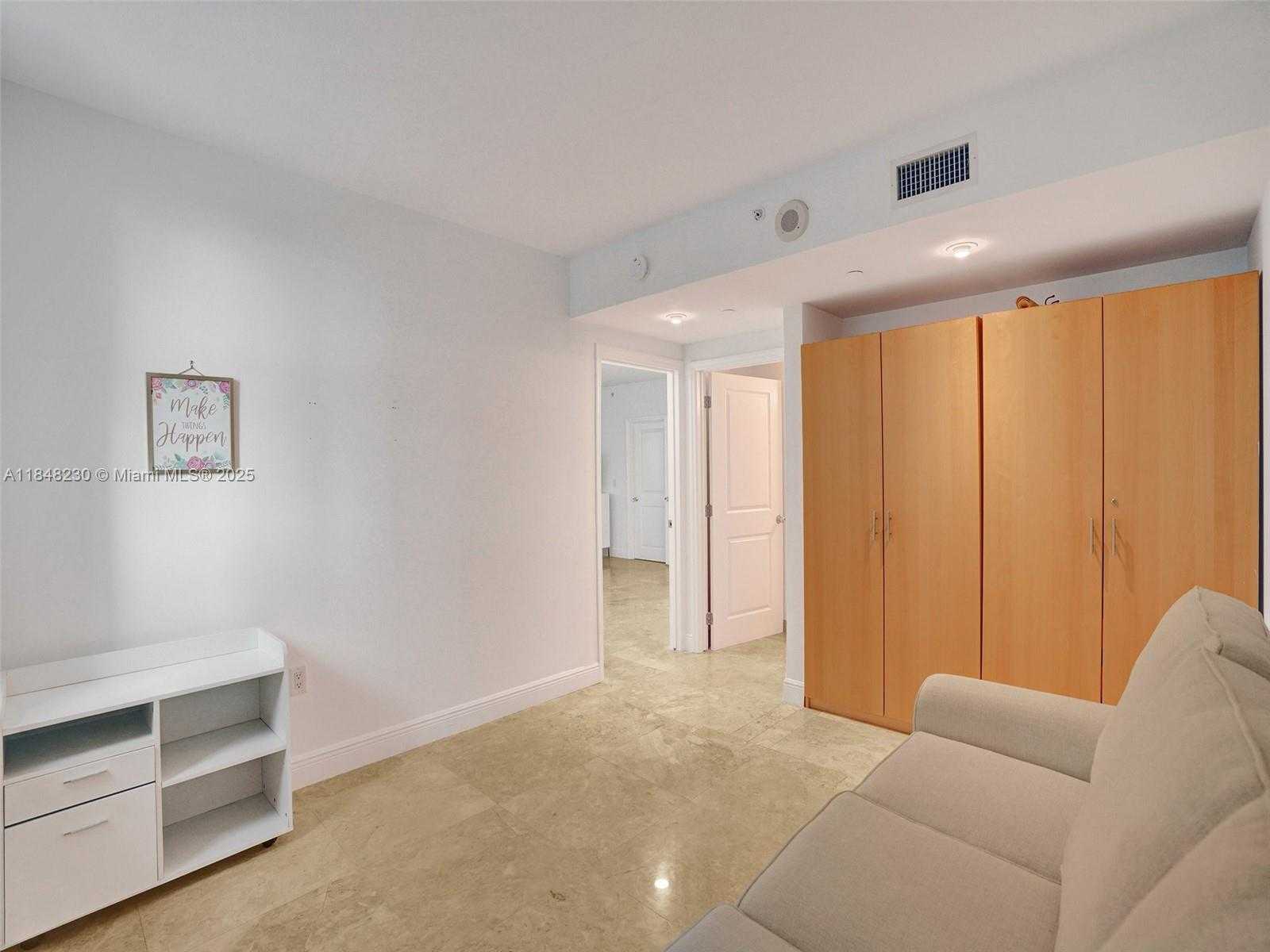 Small Image of 1250 SOUTH MIAMI AVE #1201, Miami Number 23