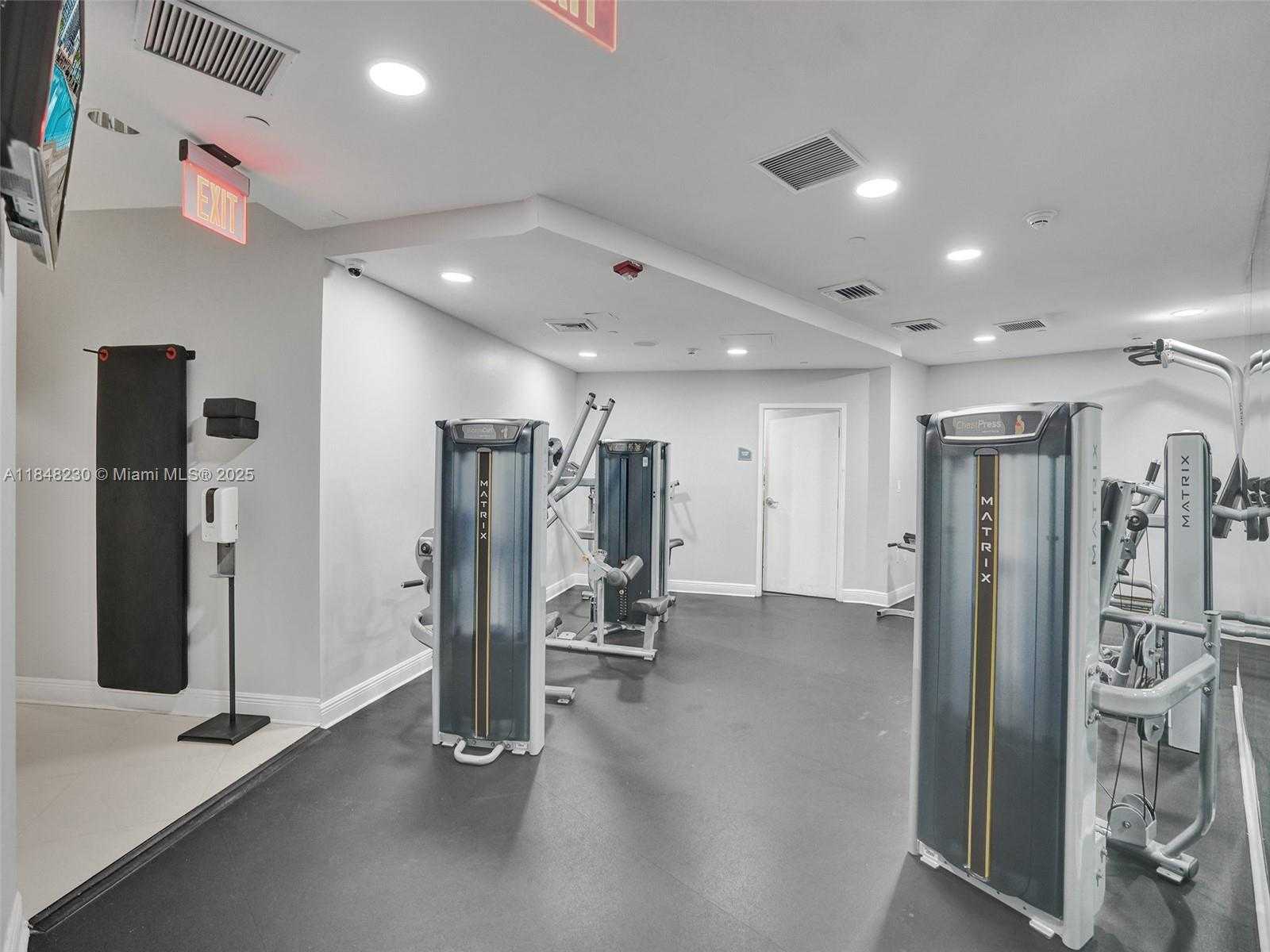 Small Image of 1250 SOUTH MIAMI AVE #1201, Miami Number 39