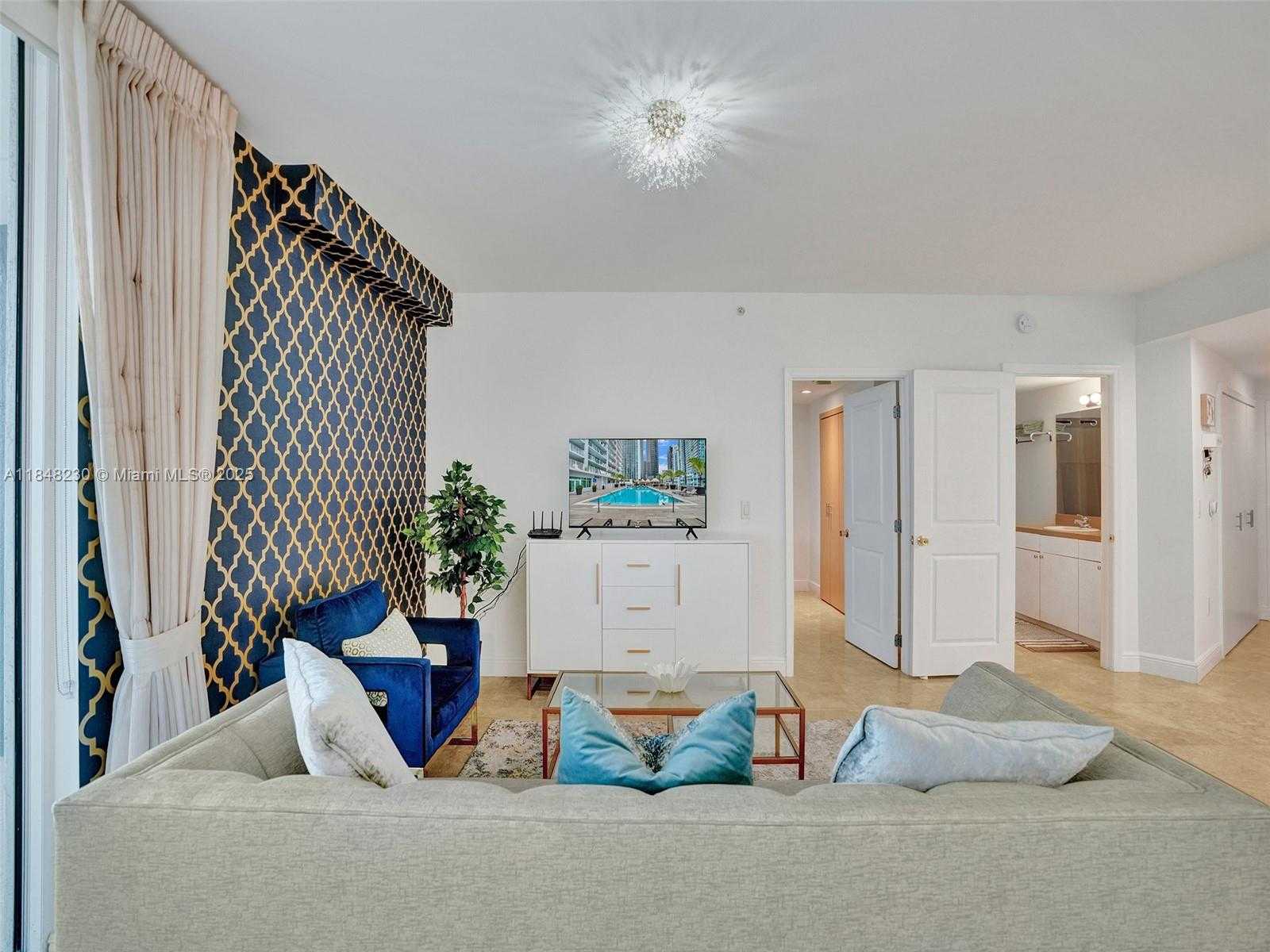 Small Image of 1250 SOUTH MIAMI AVE #1201, Miami Number 4