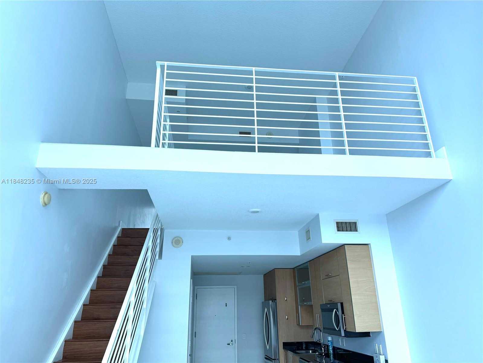 Small Image of 60 SOUTH WEST 13TH ST #3408, Miami Number 10